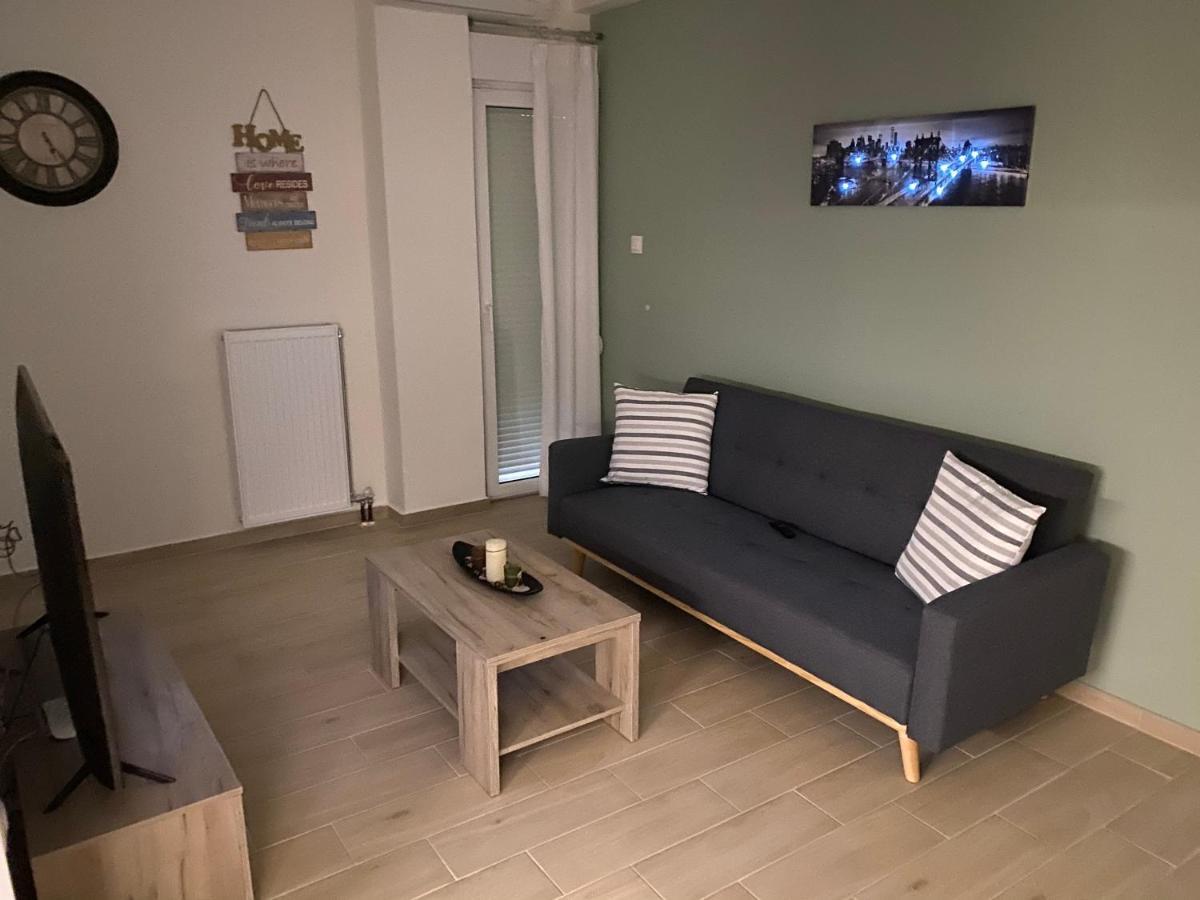 Great Alexander Street, Larisa Apartment Exterior photo